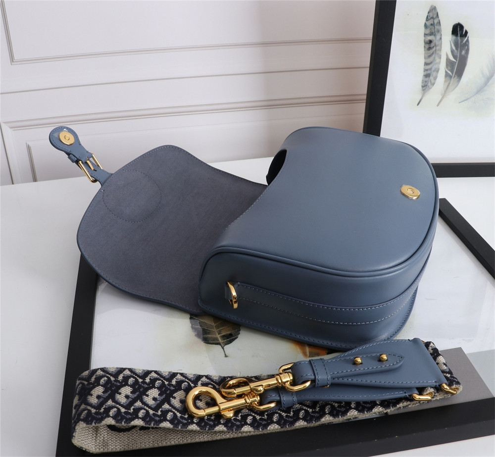 LARGE D*0r BOBBY BAG Blue Box Calfskin