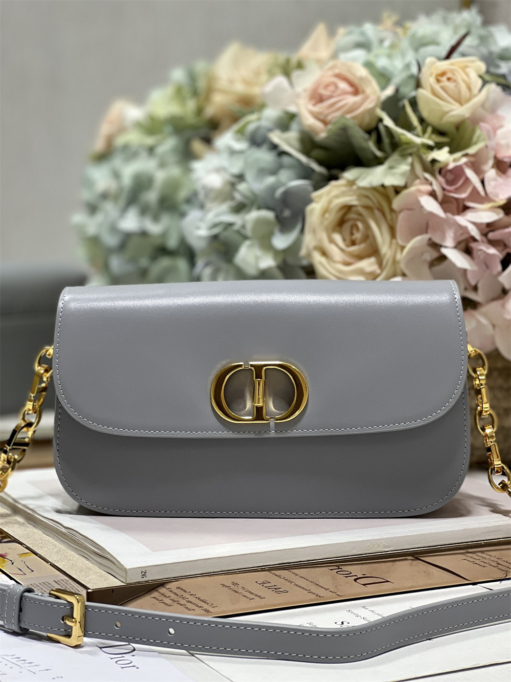 D*0r 30 Montaigne Avenue Grey 22.5 x 12.5 x 6.5 cm