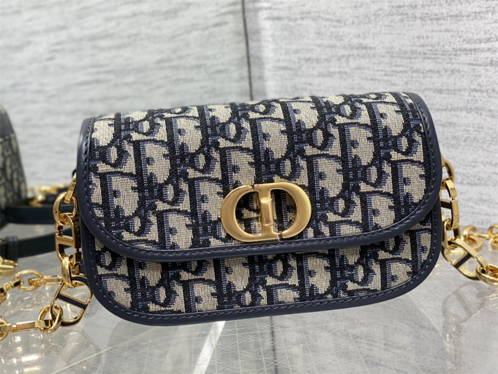 SMALL 30 MONTAIGNE AVENUE BAG Blue D*0r Oblique Jacquard