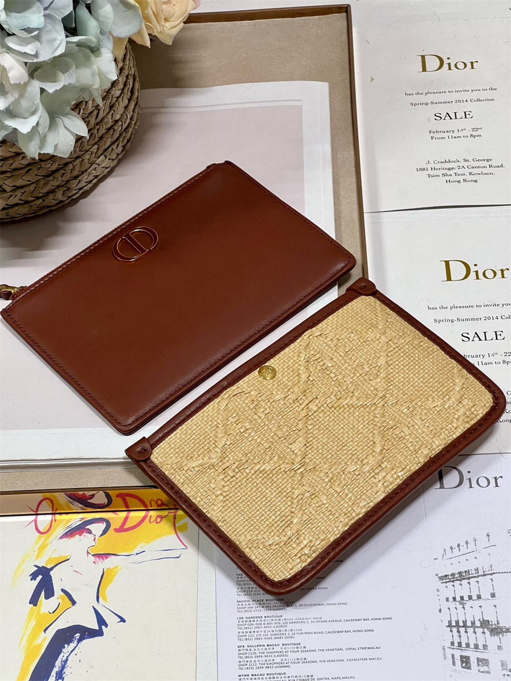 D*0r 30 Montaigne Avenue weav 22.5 x 12.5 x 6.5 cm