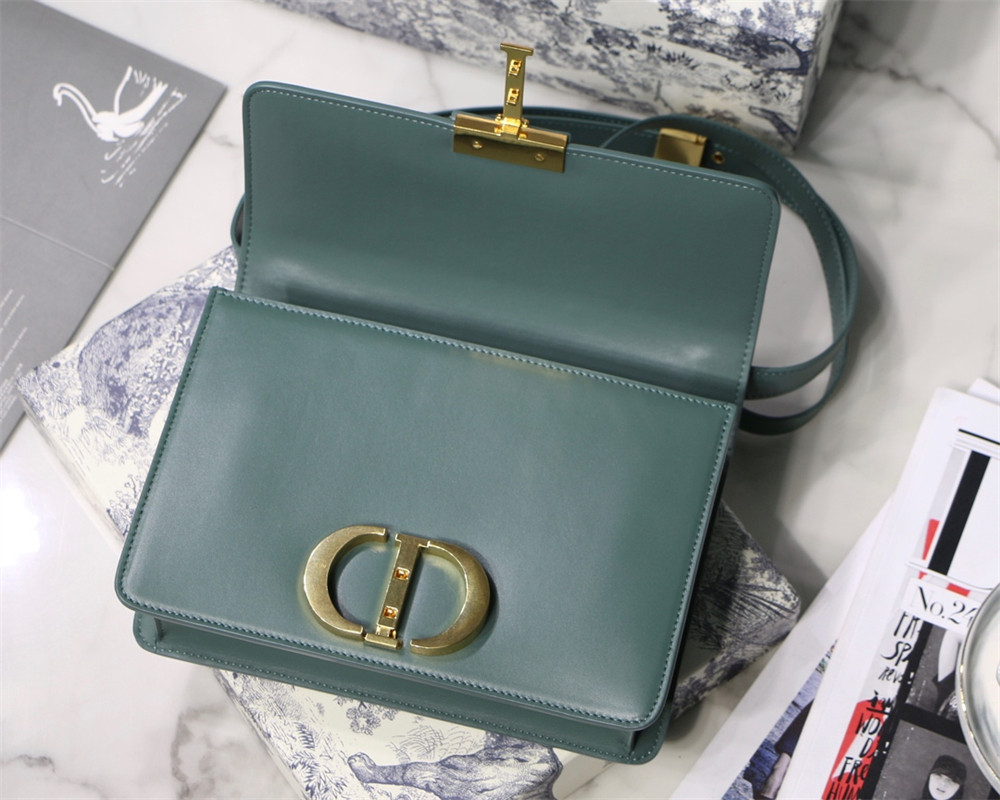 D*0r 30 MONTAIGNE CHAIN BAG BLUE