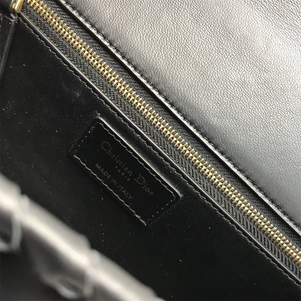 D*0r 30 MONTAIGNE CHAIN BAG BLACK