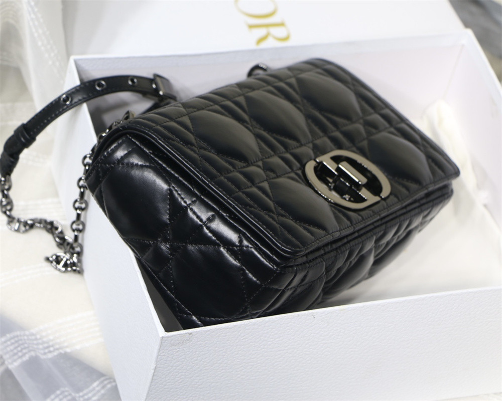 MEDIUM D*0r CARO BAG S*pple Cannage Calfskin 25.5 x 15.5 x 8 cm
