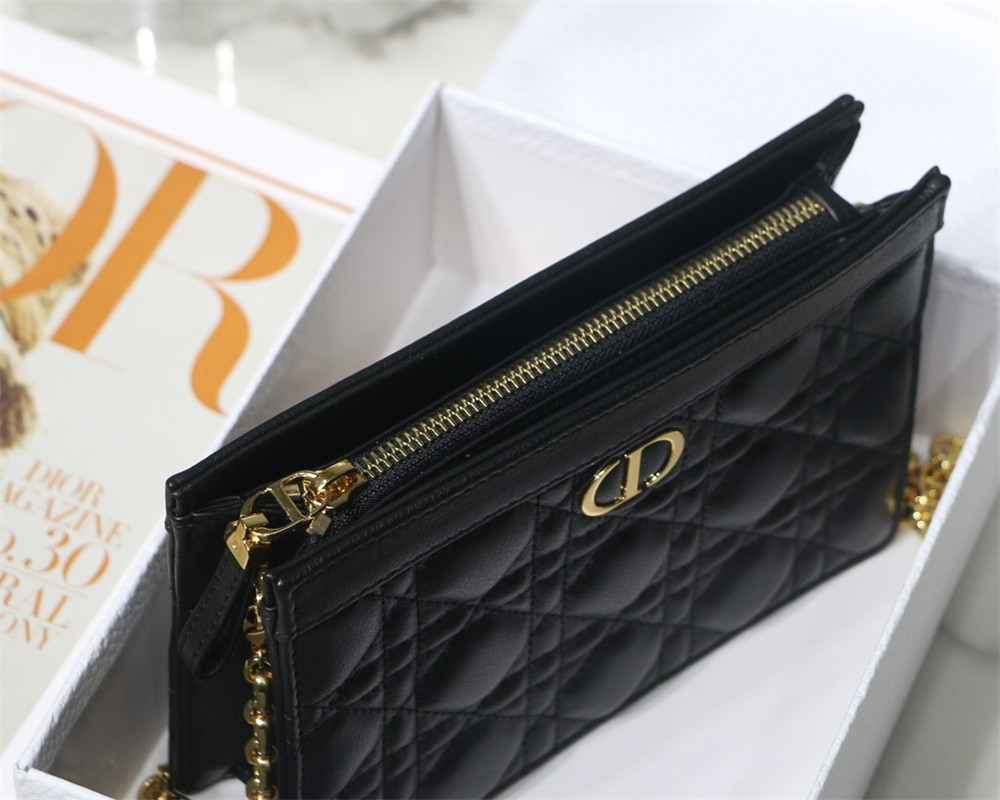 D*0r CARO ZIPPED POUCH WITH CHAIN Black S*pple Cannage Calfskin 19 x 14 x 4.5 cm