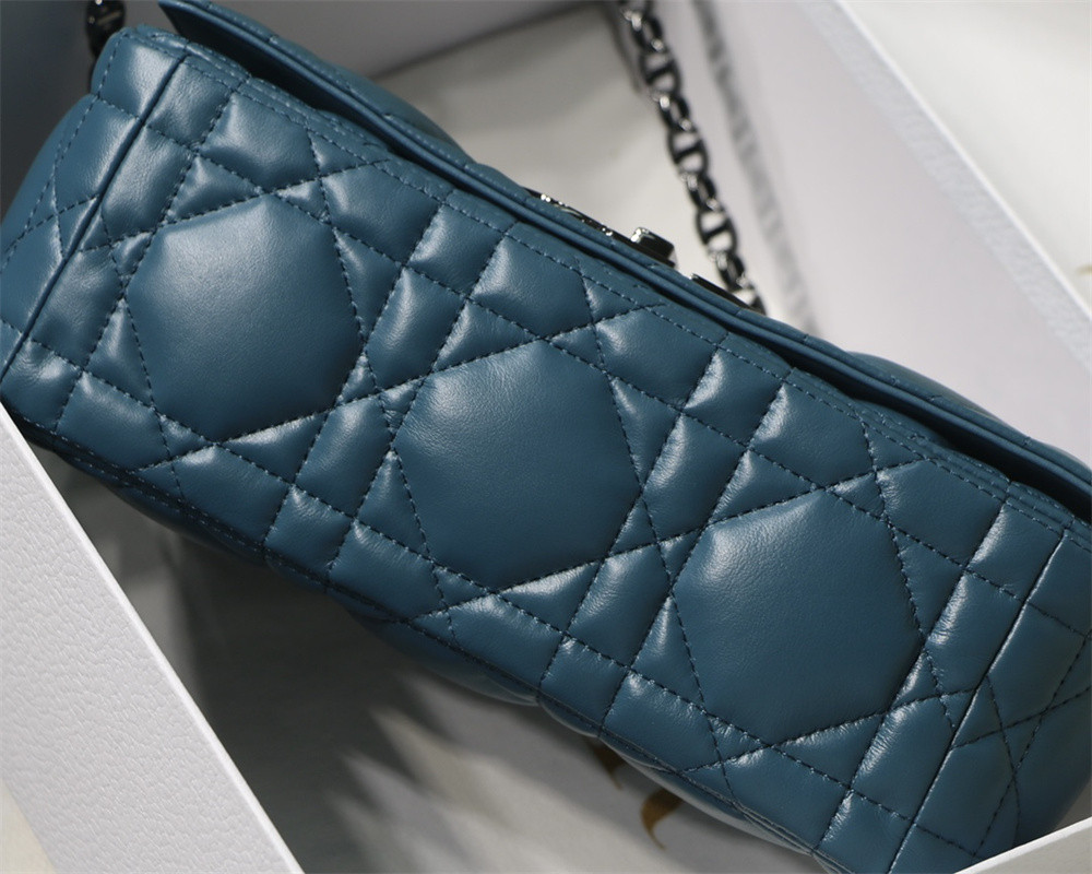MEDIUM D*0r CARO BAG Navy S*pple Cannage Calfskin With Silver Hardware 25.5 x 15.5 x 8 cm
