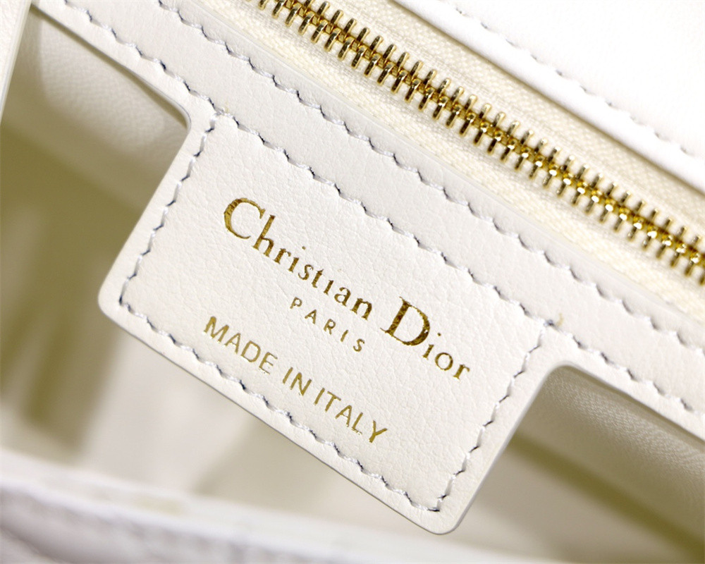 SMALL D*0r CARO BAG amour Ivory 20 x 12 x 7 cm