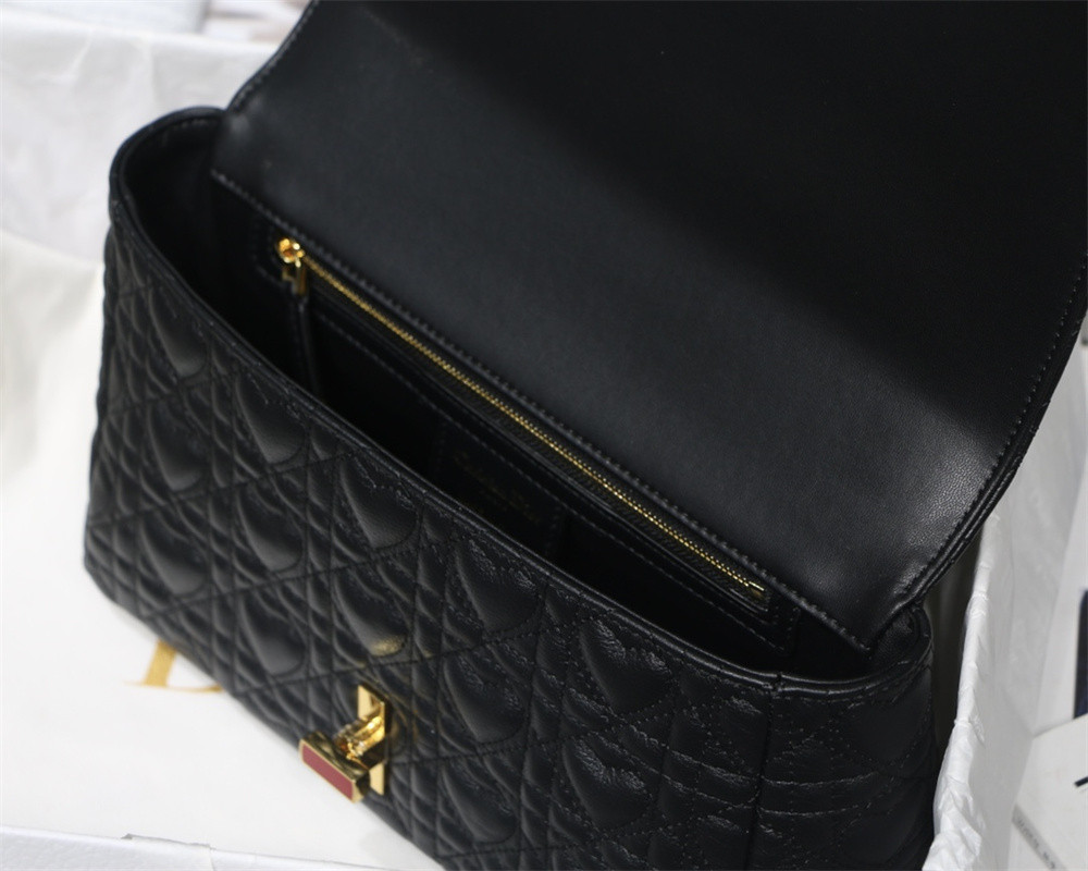 MEDIUM D*0r CARO BAG amour black 25.5 x 15.5 x 8 cm