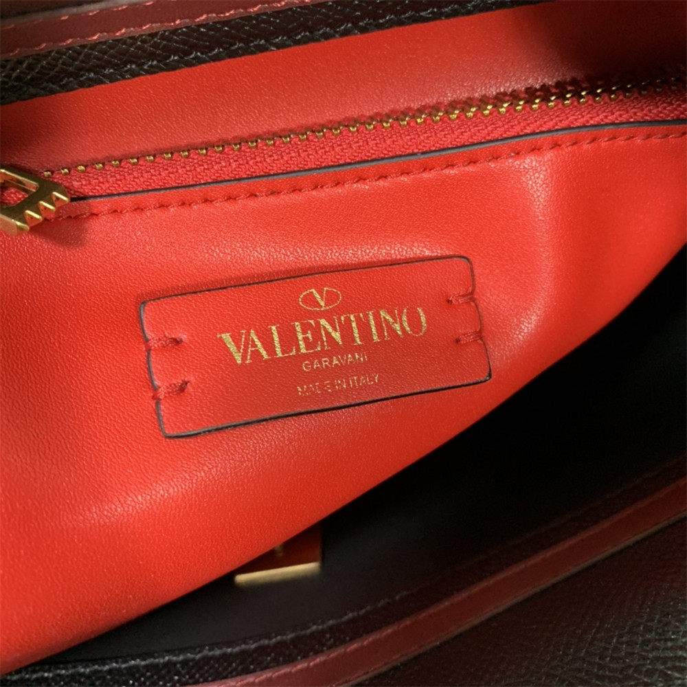 va*t*no GARAVANI VSling Hobo Bag Black