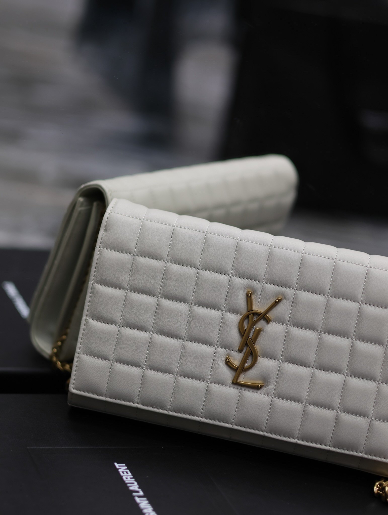 Y*L cassandre chain wallet white