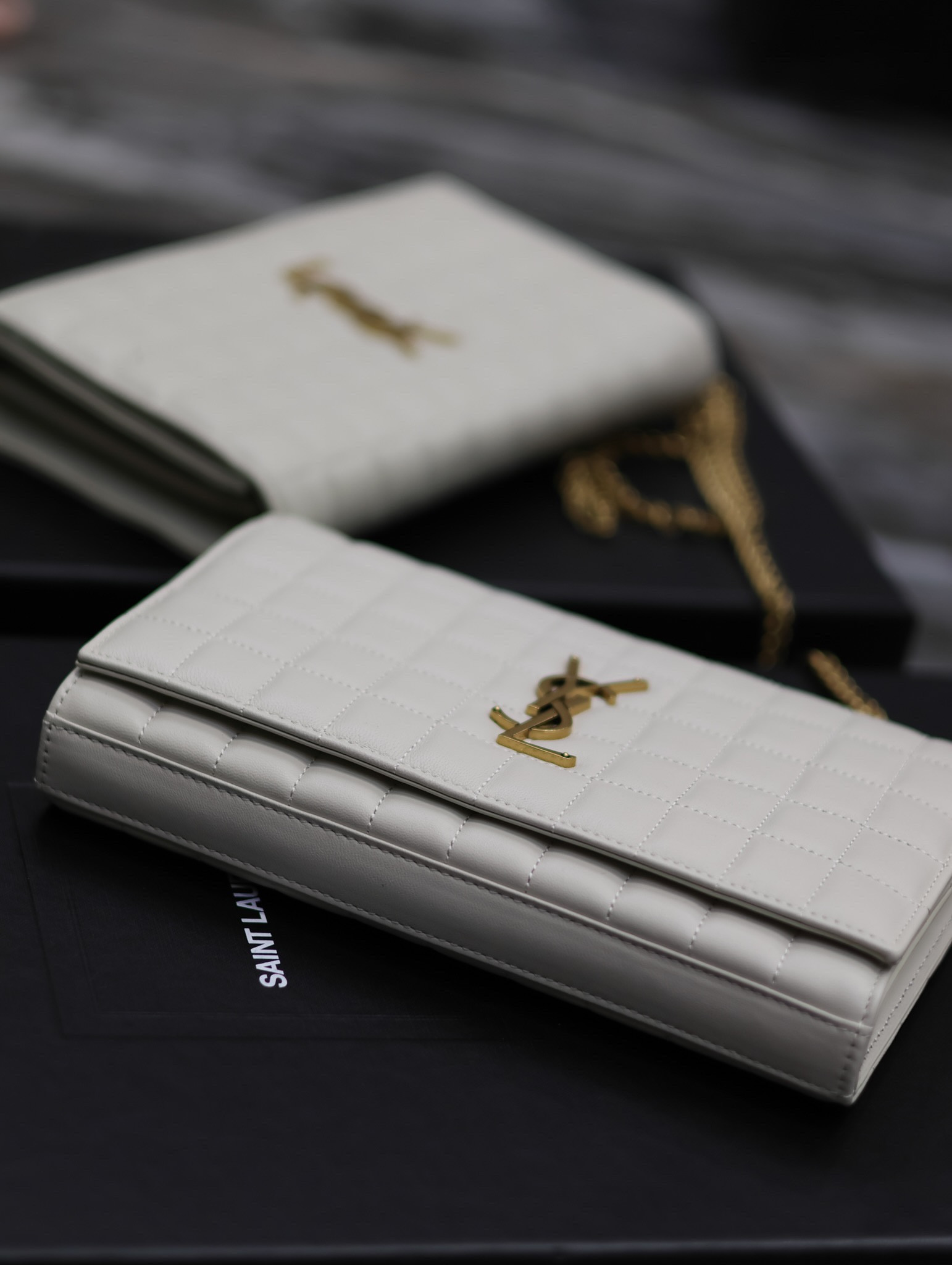 Y*L cassandre chain wallet white
