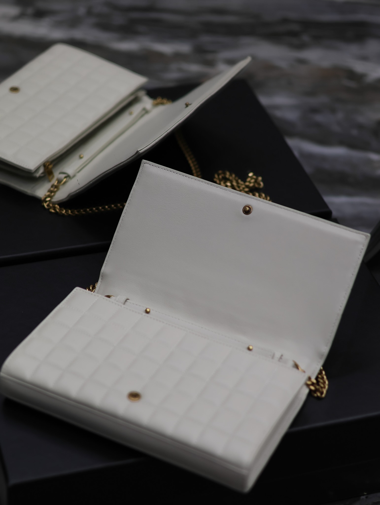 Y*L cassandre chain wallet white