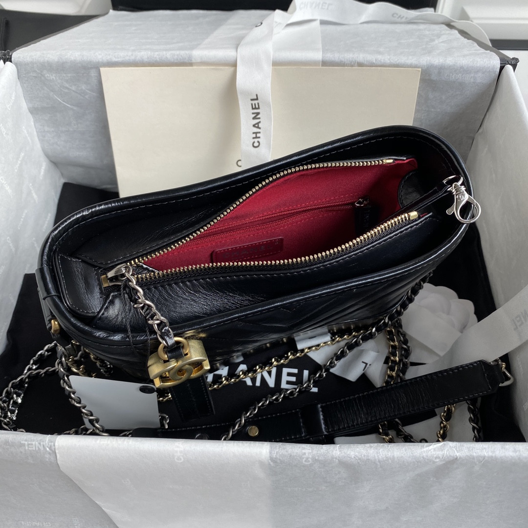Ch*el Gabrielle SMALL BLACK 20 x 15 x 8cm