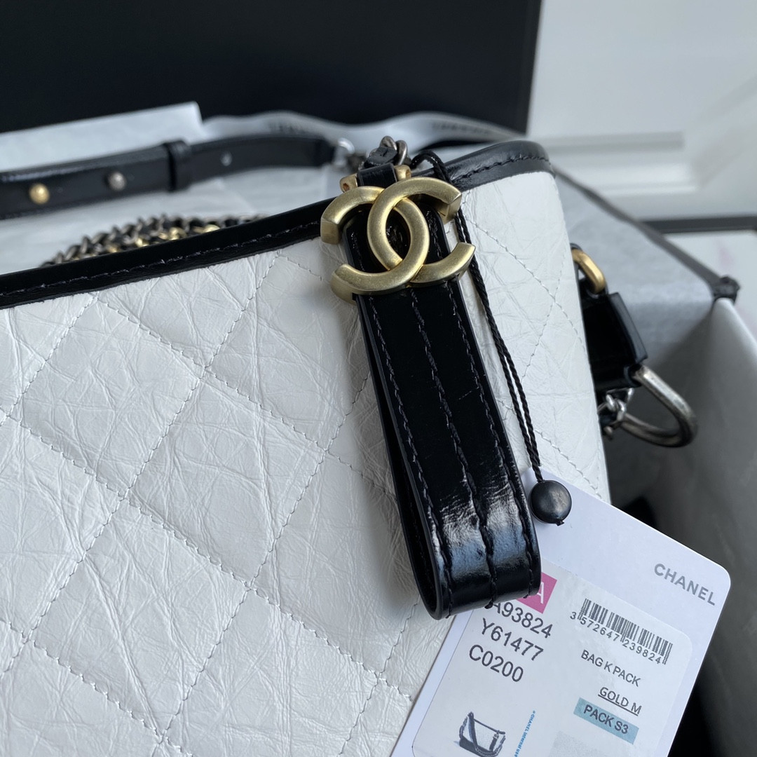 Ch*el Gabrielle MEDIUM WHITE BLACK 21 x 28 x 10cm