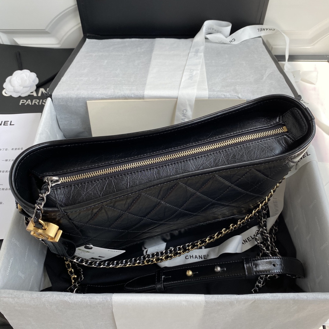 Ch*el Gabrielle MEDIUM BLACK 21 x 28 x 10cm