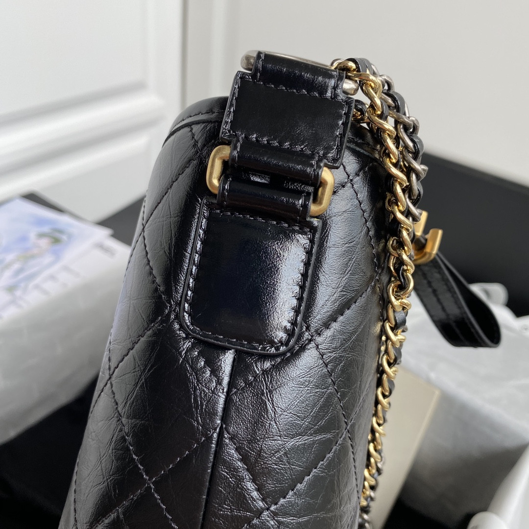 Ch*el Gabrielle MEDIUM BLACK 21 x 28 x 10cm