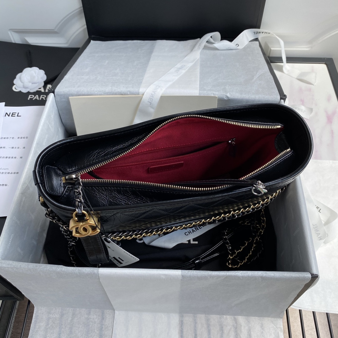 Ch*el Gabrielle MEDIUM BLACK 21 x 28 x 10cm