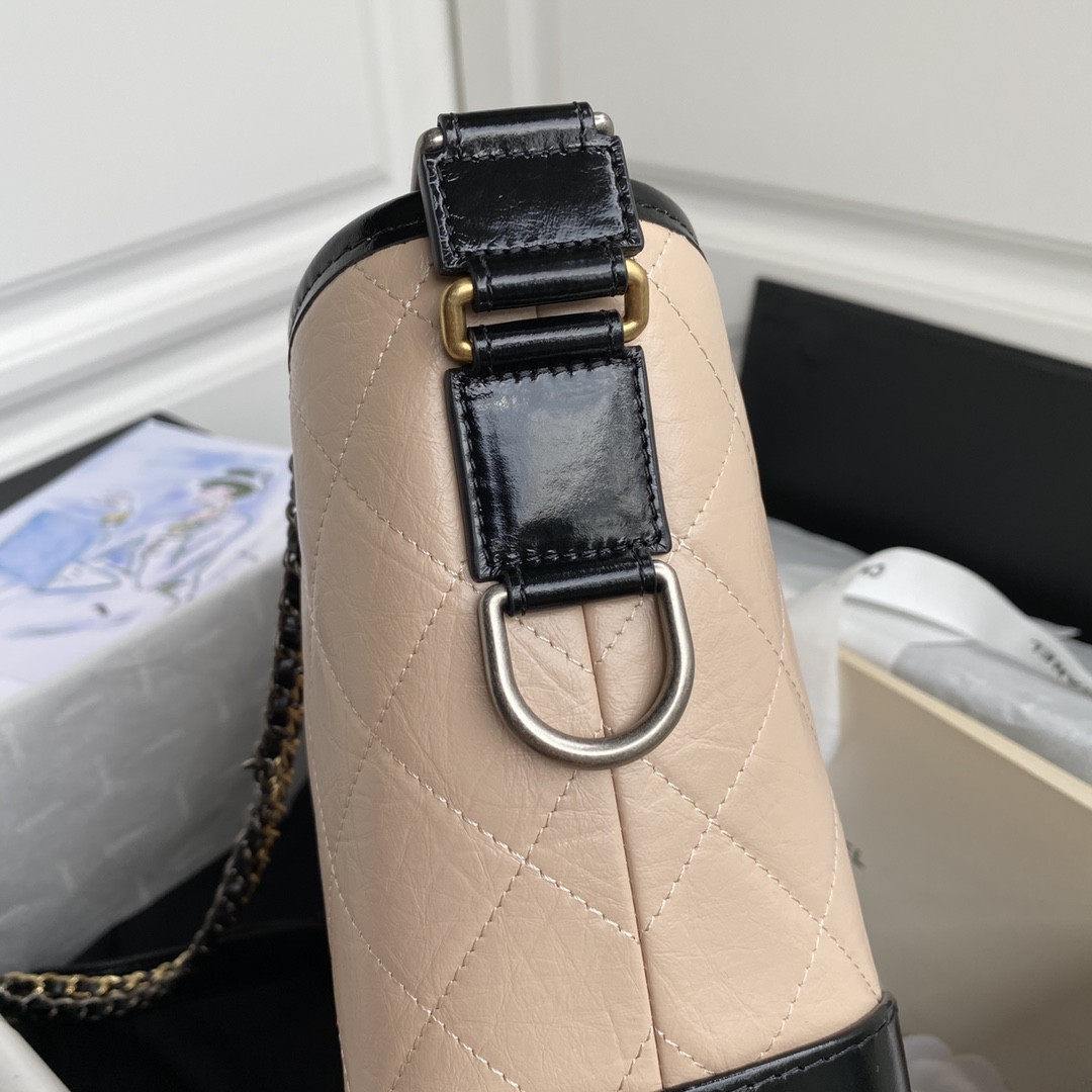 Ch*el Gabrielle MEDIUM PINK BLACK 21 x 28 x 10cm