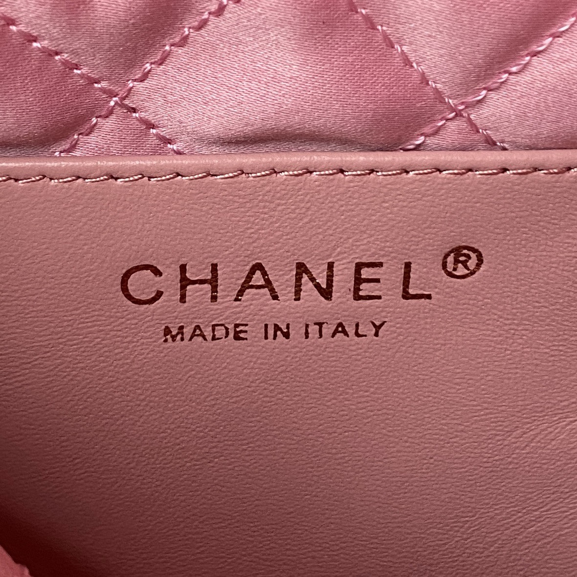 Ch*el 22 MINI HANDBAG GRAINED LEATHER PINK 7.8 × 7.4 × 2.3 in