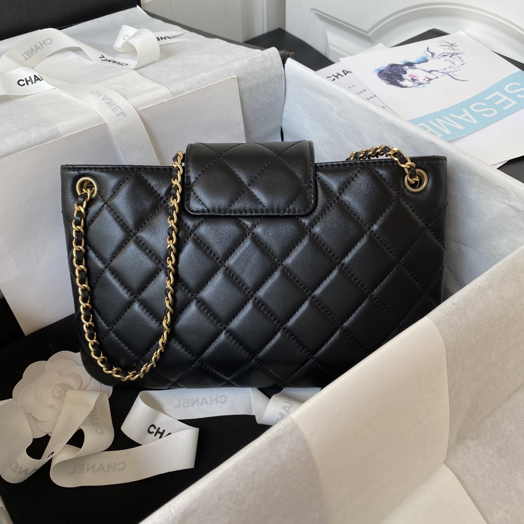 Ch*el BAGUETTE BAG 16.5×26.5×5cm