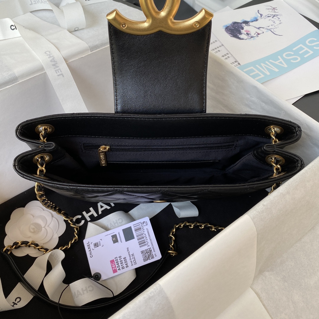 Ch*el BAGUETTE BAG 16.5×26.5×5cm