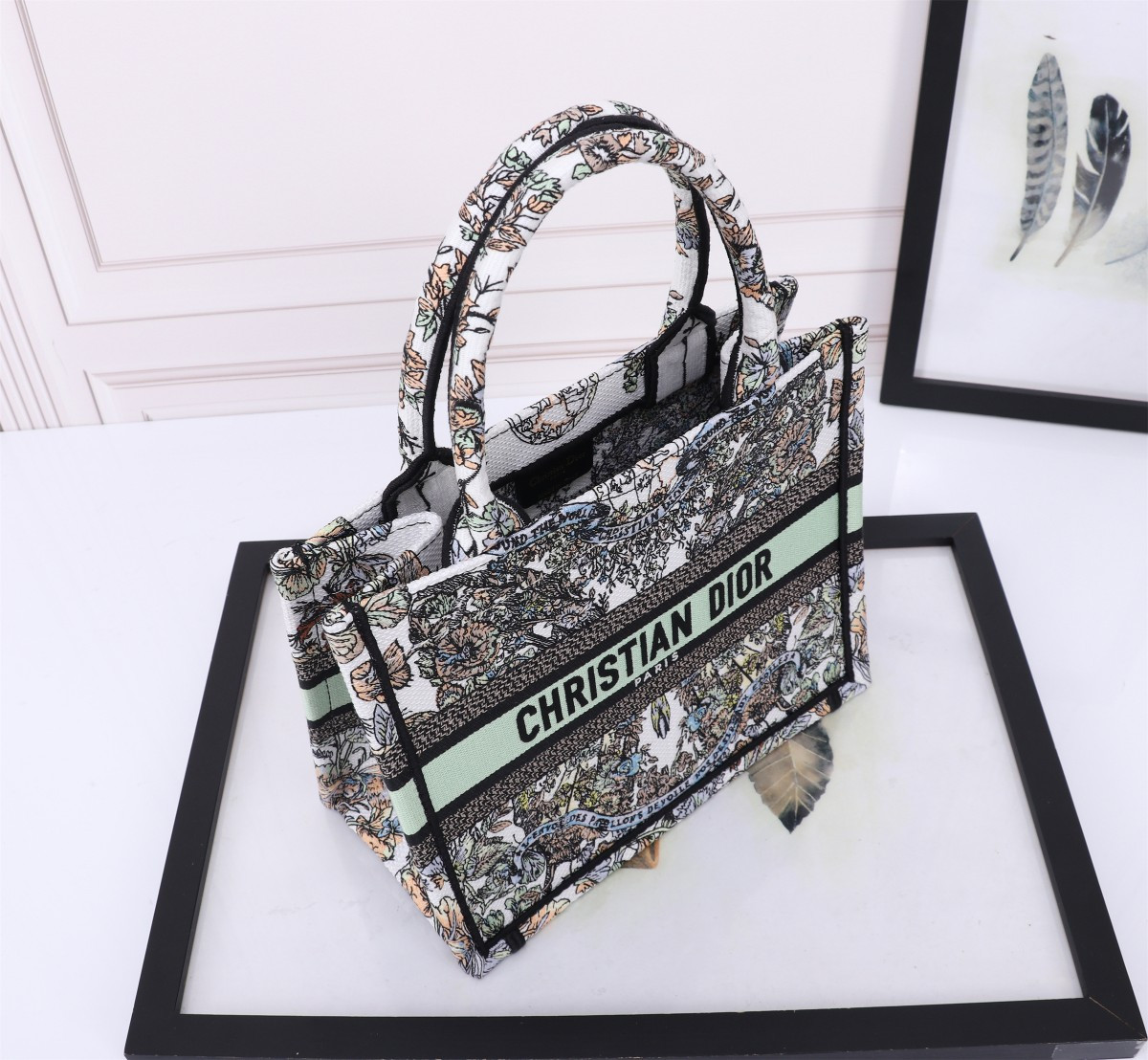 Small D*0r BOOK TOTE WHITE MULTICOLOR TOILE DE JOUY MEXICO EMBROIDERY 10.5 x 8.5 x 5.5 inches