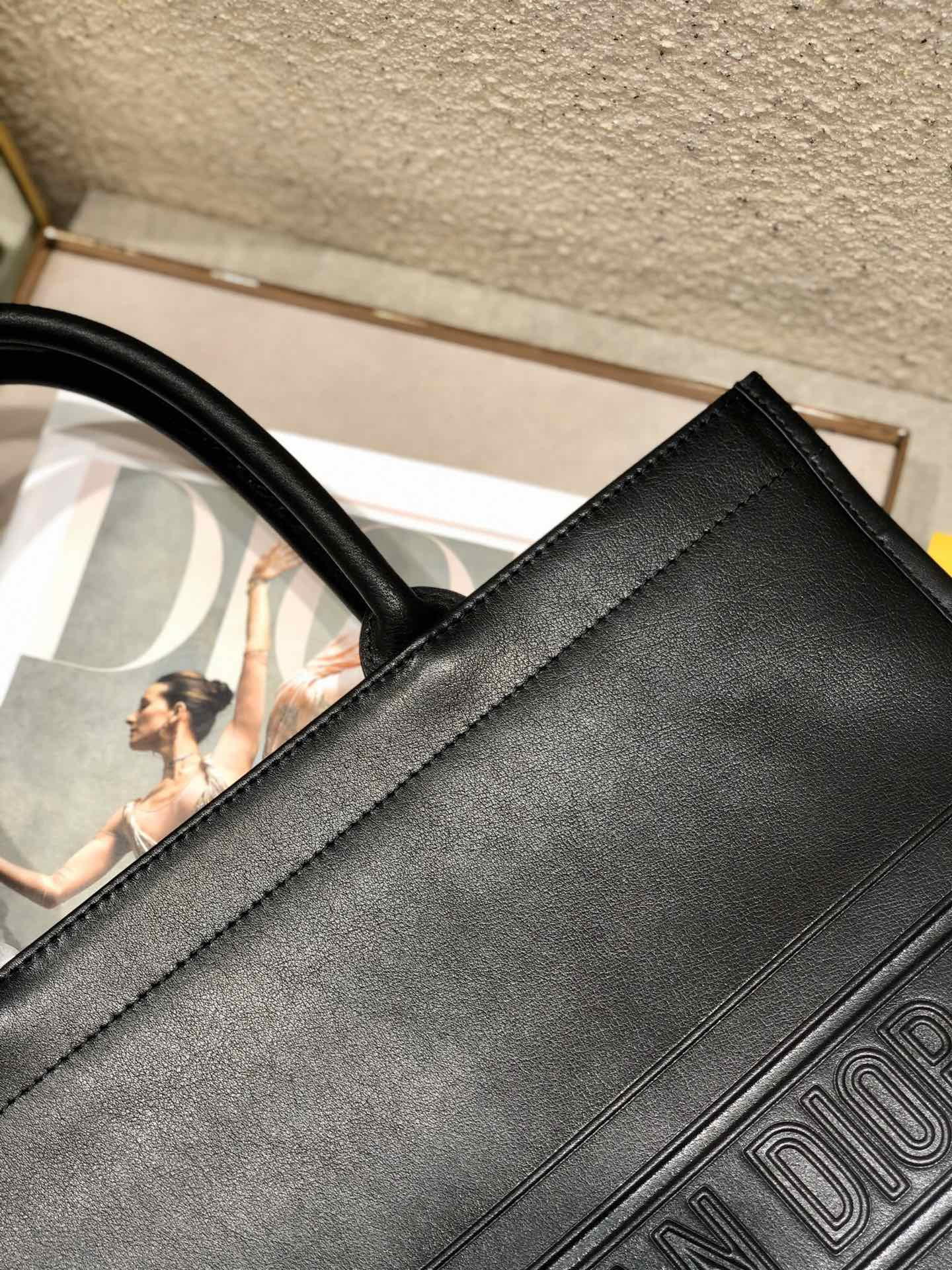 Large D*0r Book Tote Black D*0r Oblique Embossed Calfskin 16.5 x 14 x 7.5 inches