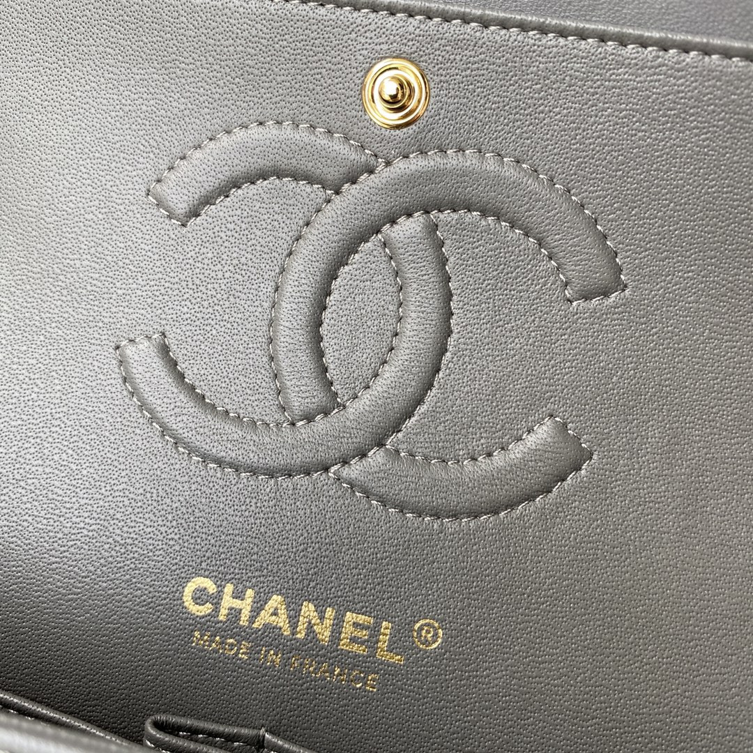 Ch*el CLASSIC HANDBAG GRAINED SHINY CALFSKIN & GOLD-TONE METAL GRAY 6 × 9.9 × 2.5 in