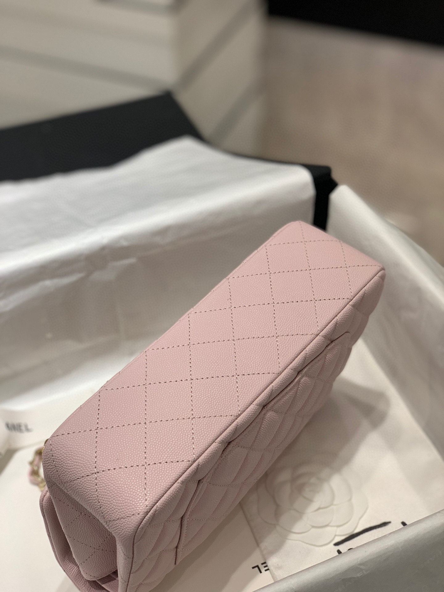 Ch*el CLASSIC HANDBAG GRAINED CALFSKIN & GOLD-TONE METAL LIGHT PINK 6 × 9.9 × 2.5 in
