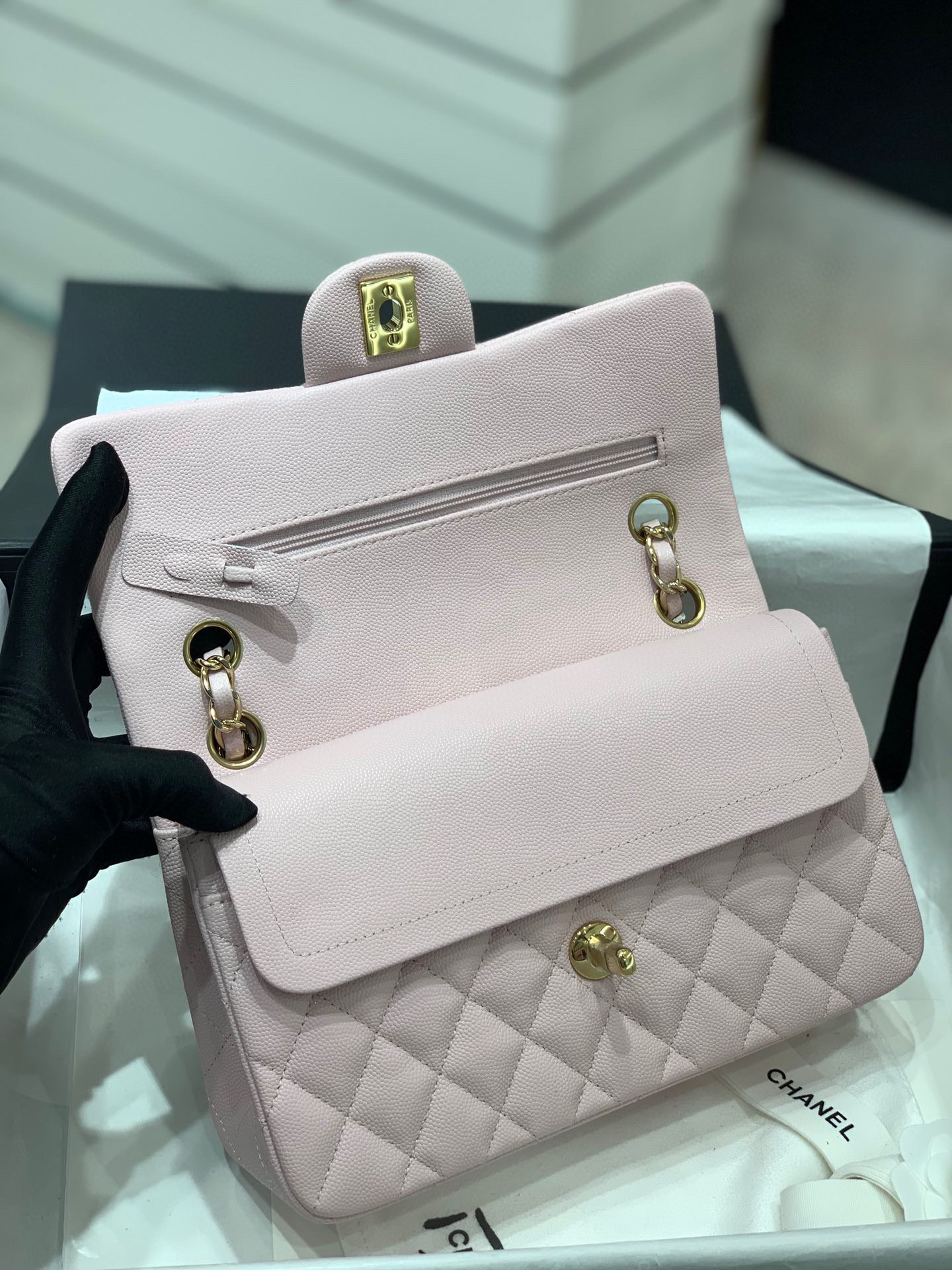 Ch*el CLASSIC HANDBAG GRAINED CALFSKIN & GOLD-TONE METAL LIGHT PINK 6 × 9.9 × 2.5 in