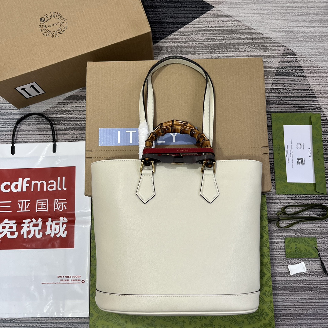 G*u*i DIANA MEDIUM TOTE BAG White 31W x 27H x 15D CM
