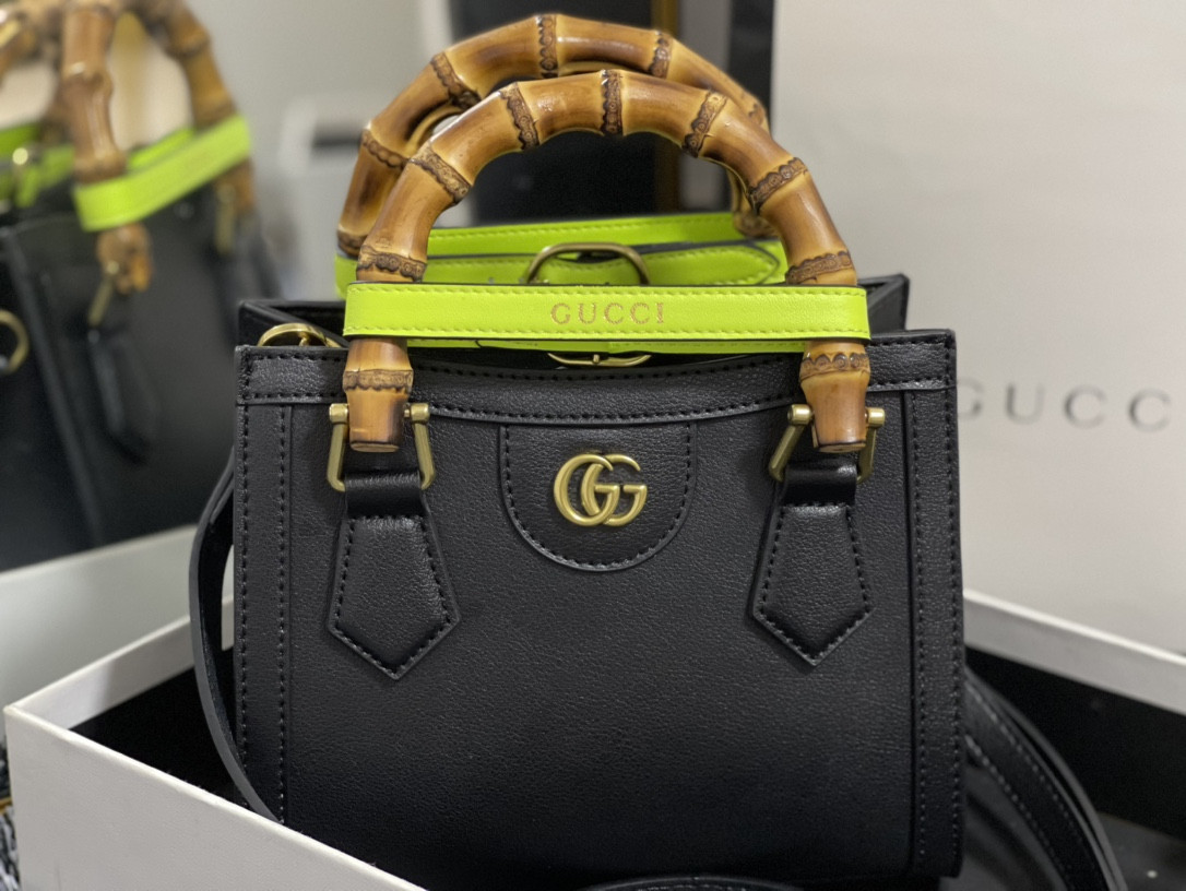 G*u*i DIANA MINI TOTE BAG Black 20W x 16H x 10D CM