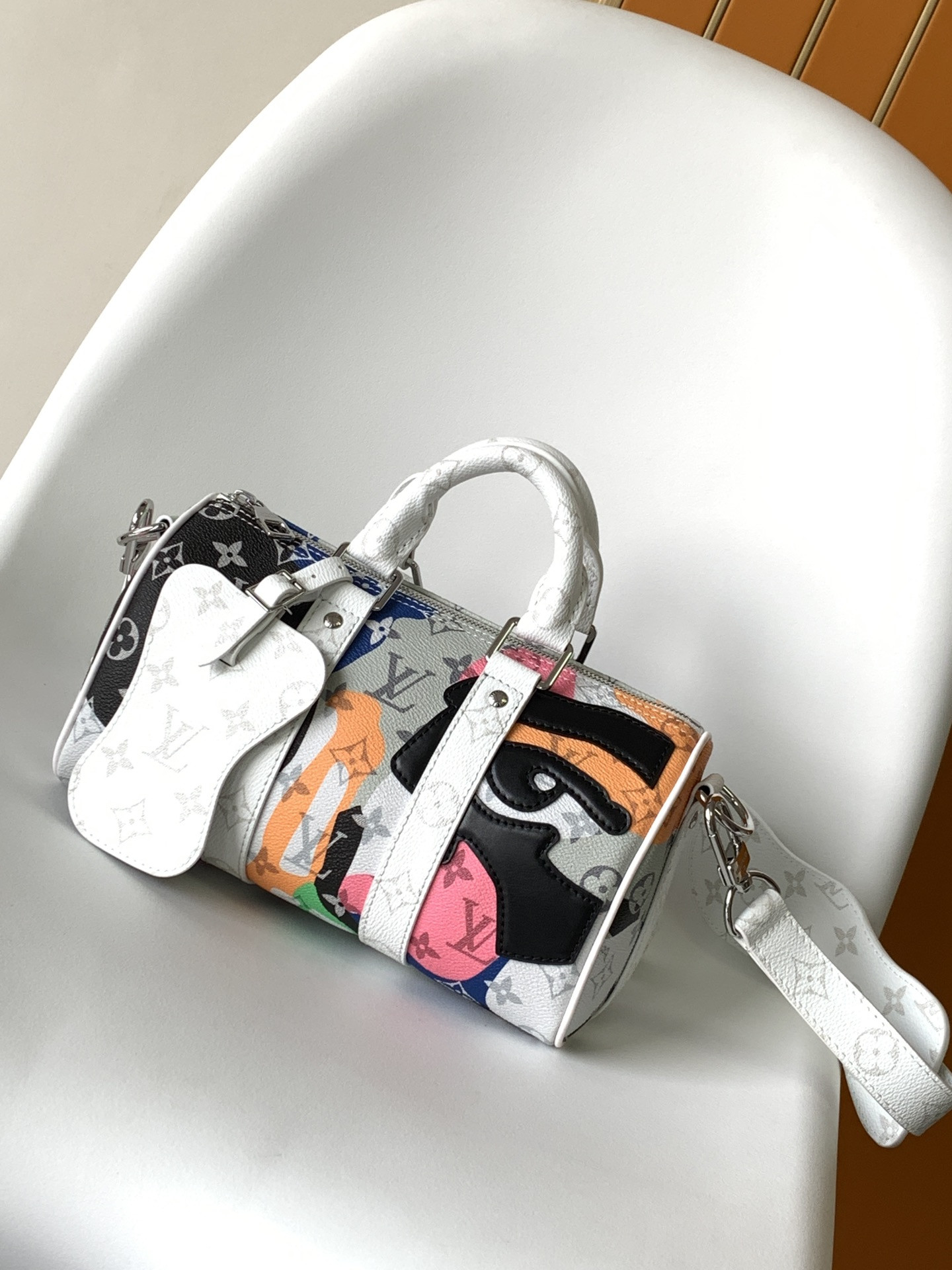L0*is V*t0n Keepall Bandoulière 25 M46678 9.8 x 5.9 x 4.3 inches