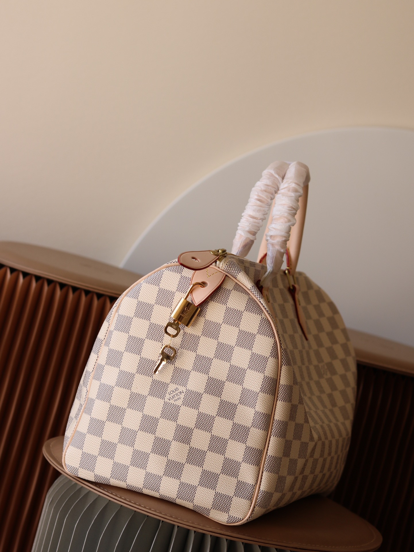 L0*is V*t0n N41369 Speedy 35