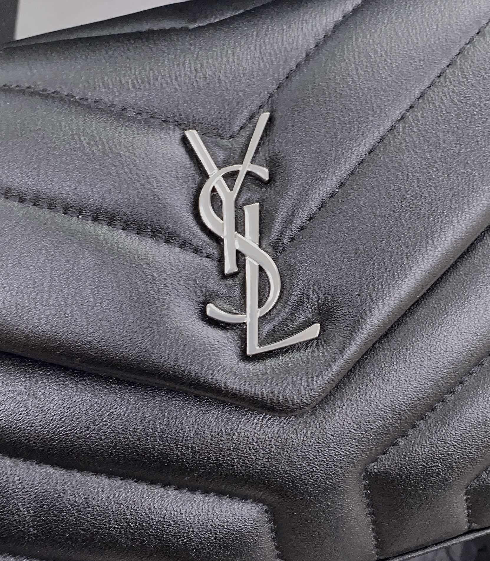 Y*L TOY LOULOU IN QUILTED LEATHER BLACK SILVER 7.9 X 5.5 X 3 INCHES