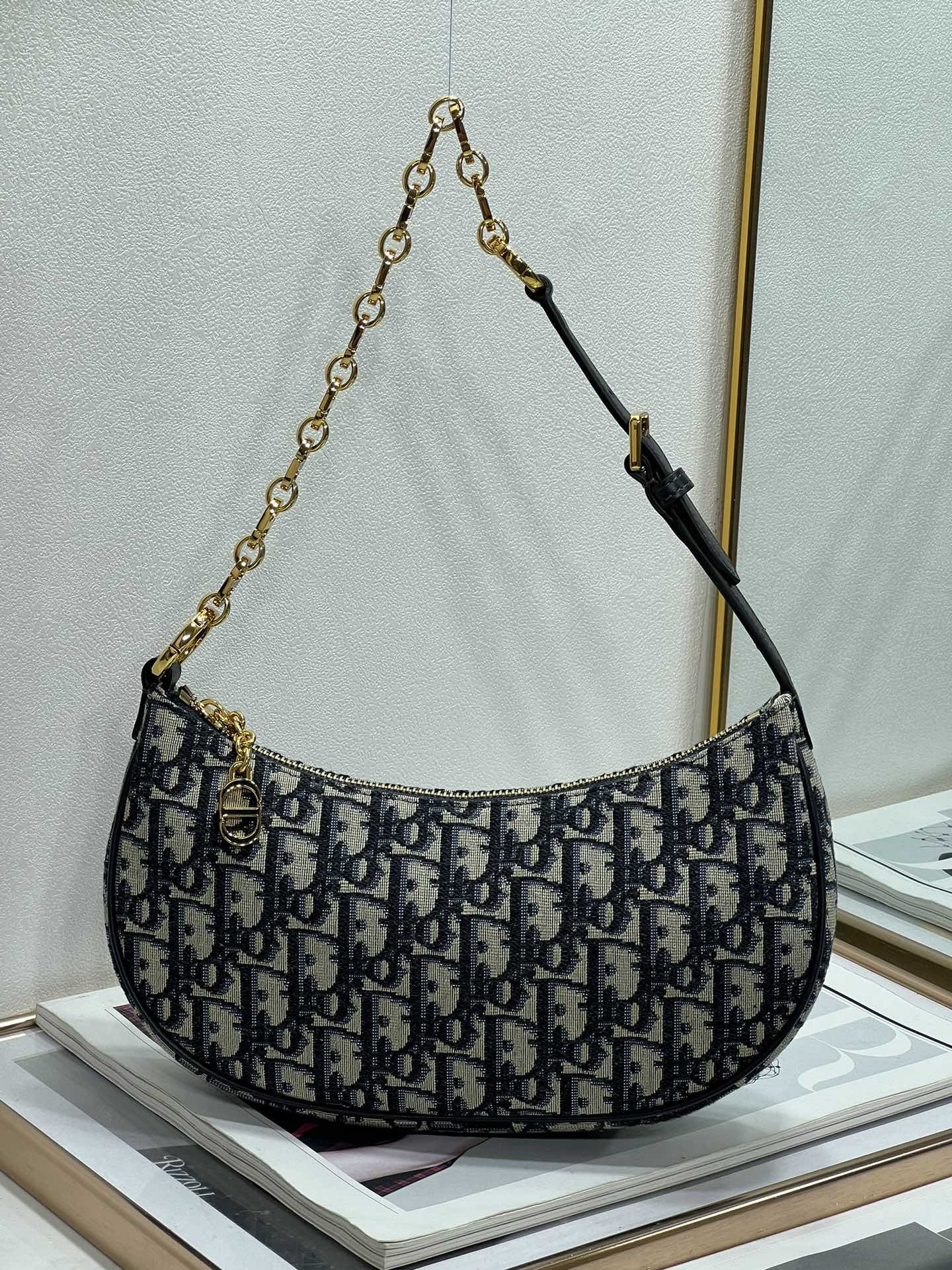 D*0r CD Lounge bag blue D*0r oblique jacquard 26 x 15x 5.5 cm