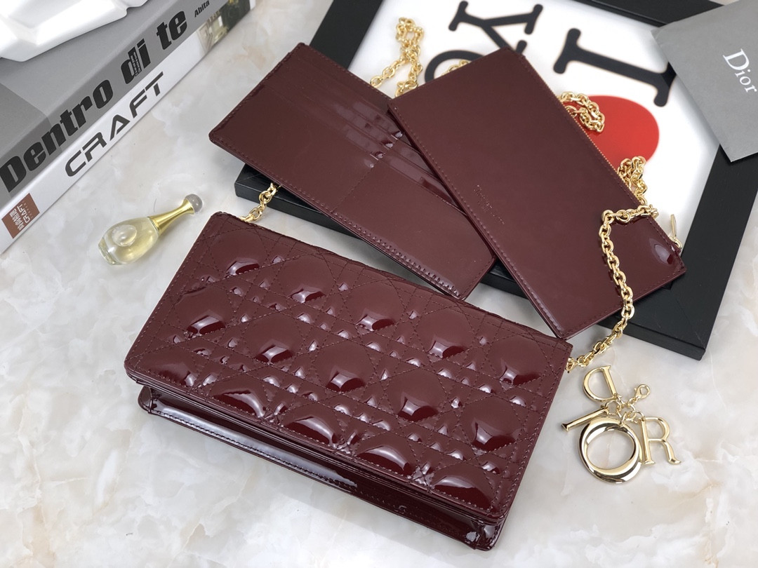 Lady D*0r Pouch Red Patent Cannage Calfskin 8.5 x 4.5 x 1 inches