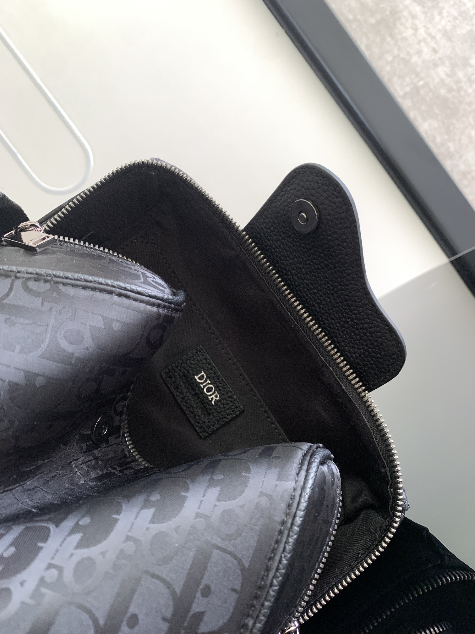 D*0r Lingot Toiletry Bag Black Oblique Mirage Technical Fabric 8.5 x 5 x 4 inches