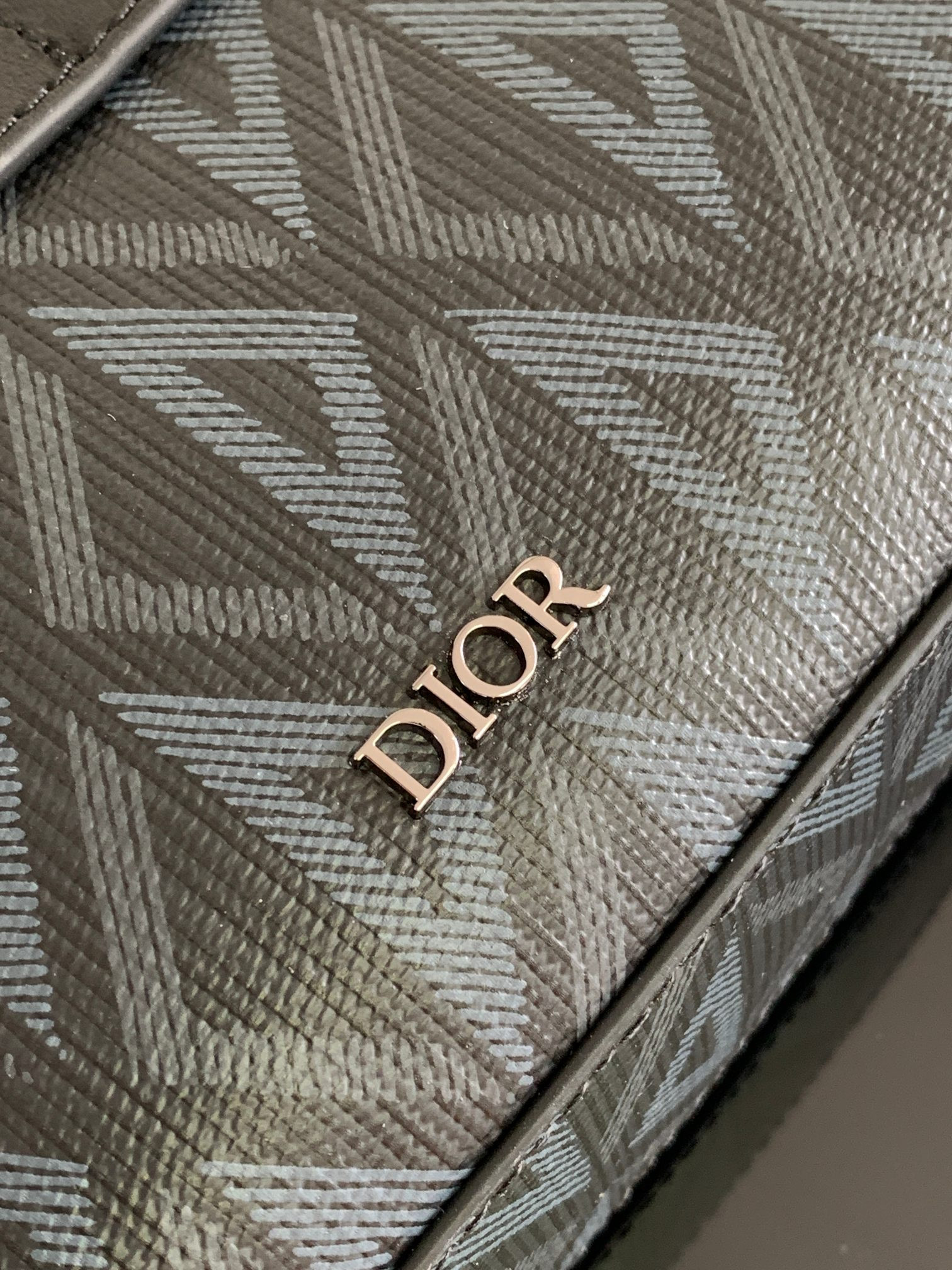 D*0r Safari Bag with Strap Navy 8.5 x 6 x 2.5 inches