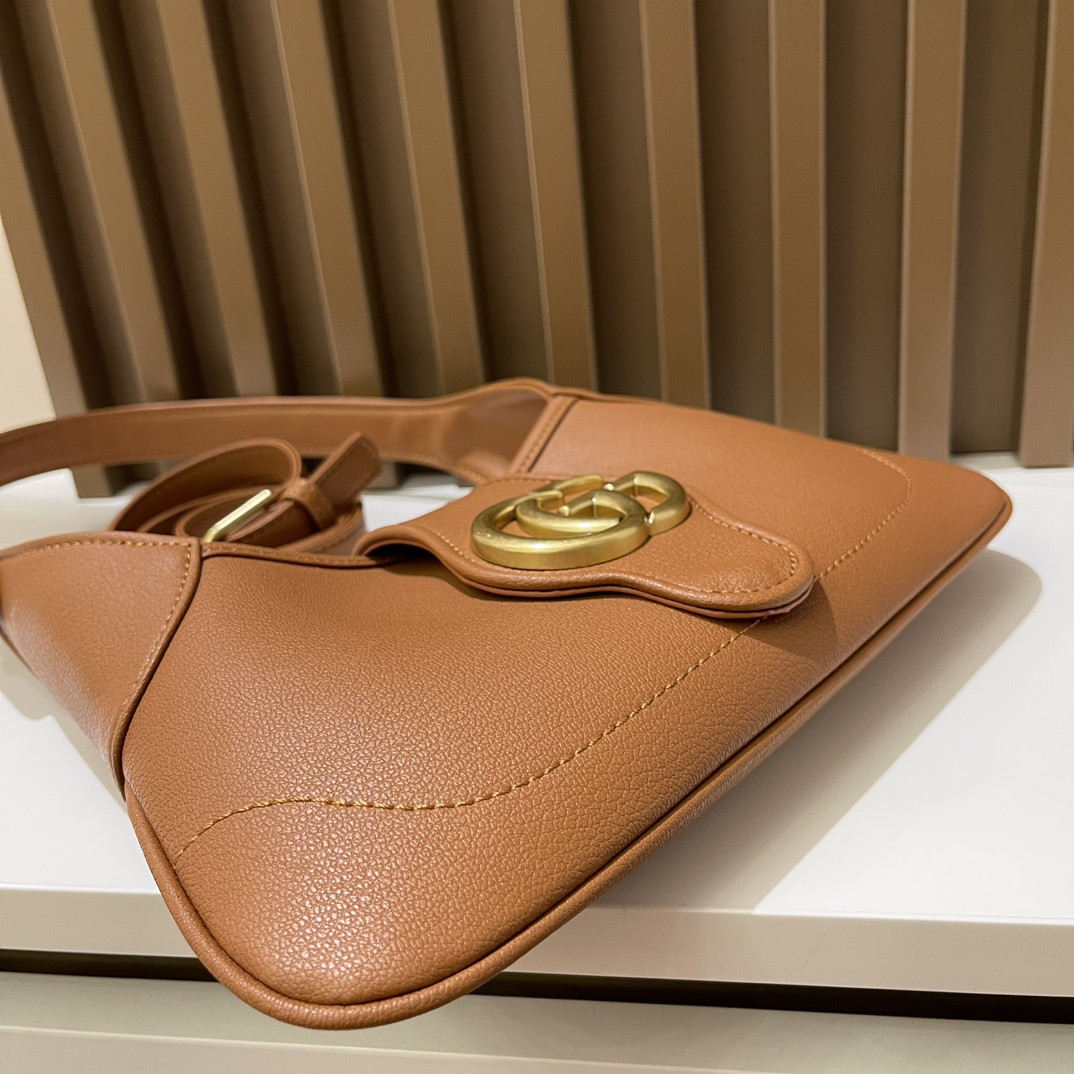 G*u*i APHRODITE SHOULDER BAG BROWN 27 X 13.5 X 2 cm