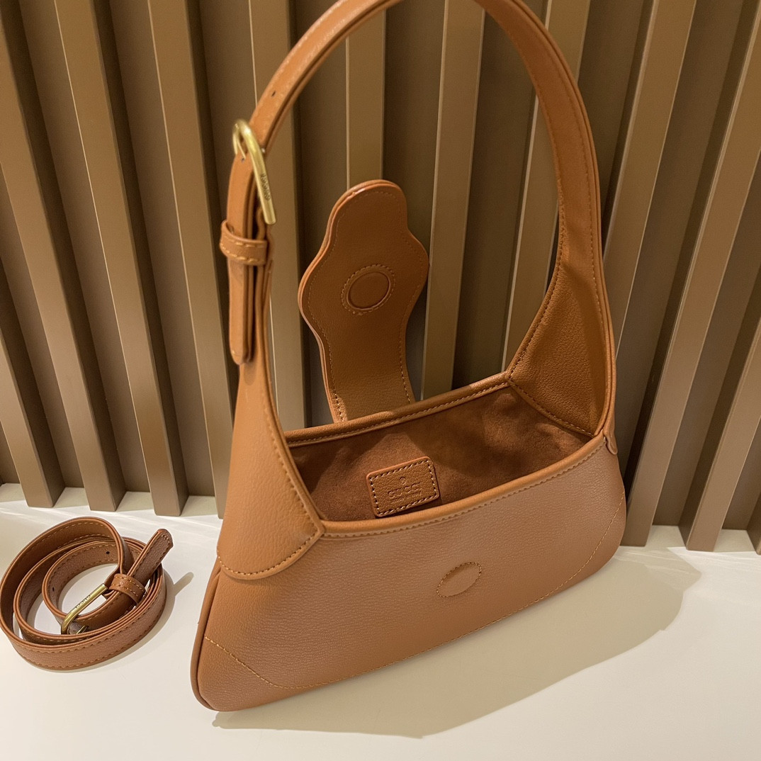 G*u*i APHRODITE SHOULDER BAG BROWN 27 X 13.5 X 2 cm