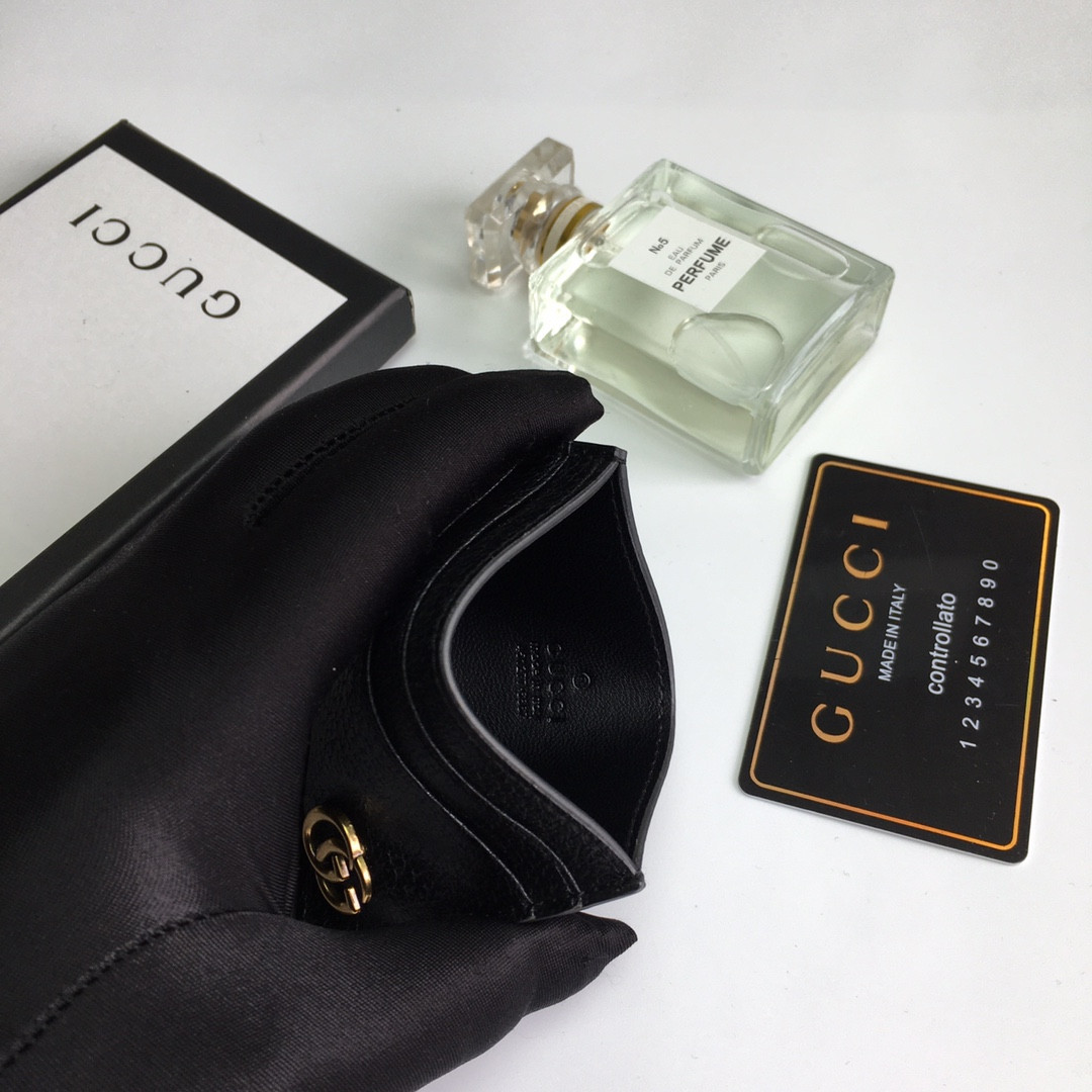 G*u*i GG CARD CASE WALLET