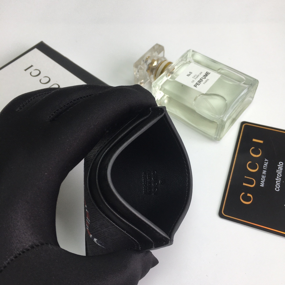 G*u*i GG CARD CASE WALLET