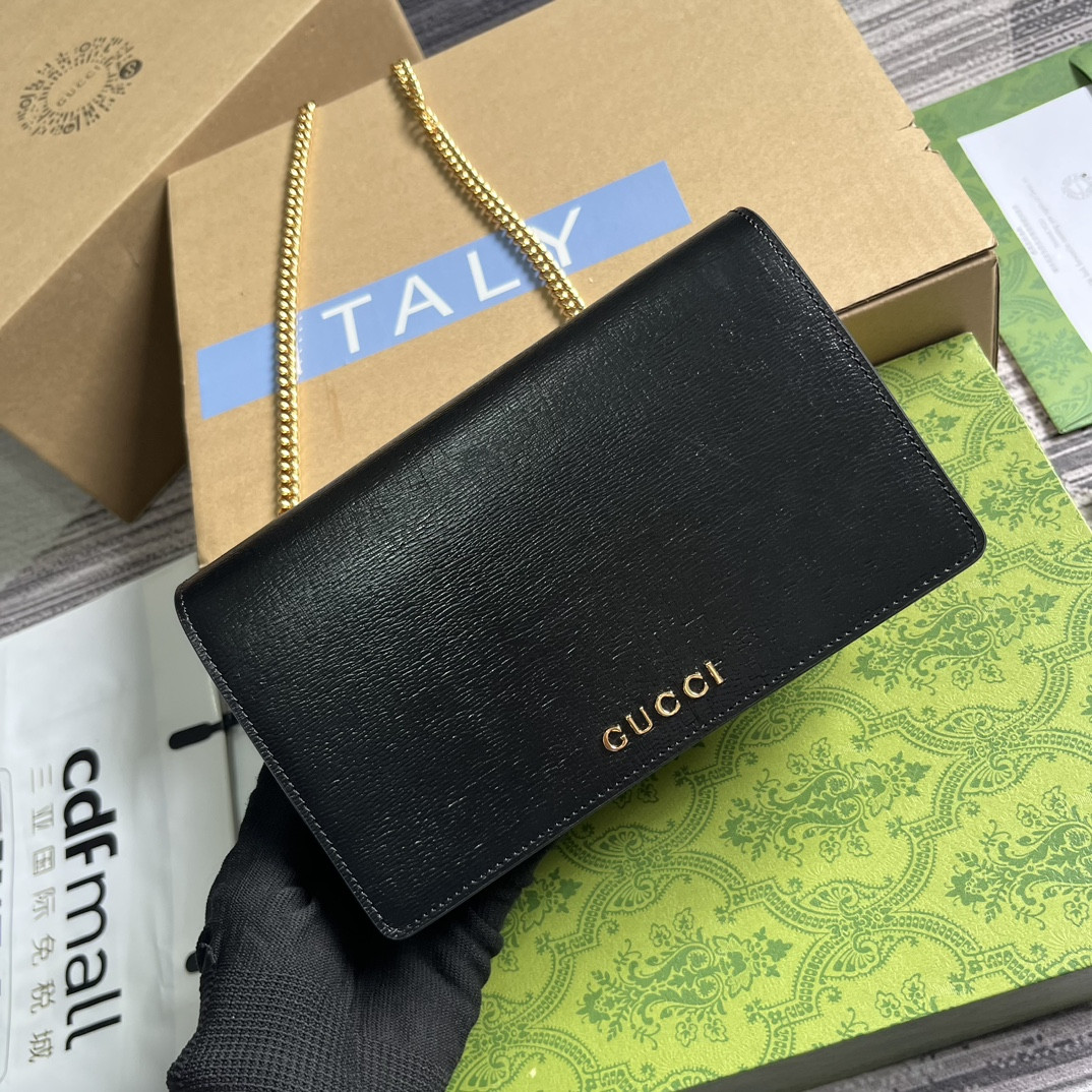 CHAIN WALLET WITH G*u*i SCRIPT BLACK 7.8"W x 5"H x 1.6"D