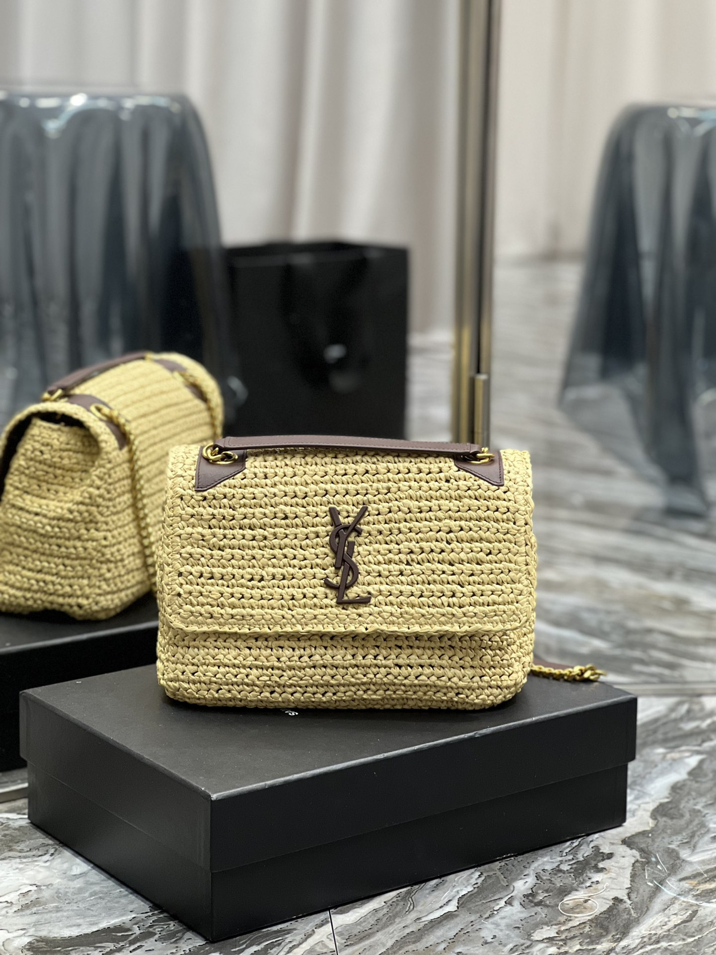 Y*L NIKI MEDIUM CHAIN BAG IN RAFFIA AND LEATHER BEIGE 11 X 7.8 X 3.3 INCHES