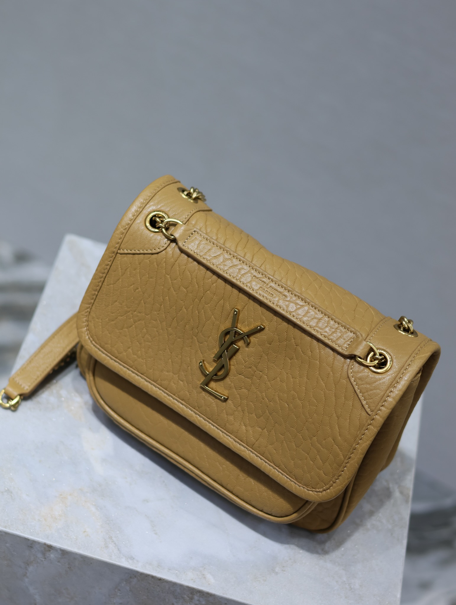Y*L NIKI BABY IN VINTAGE LEATHER DARK CORK 8.2 X 6 X 2.9 INCHES