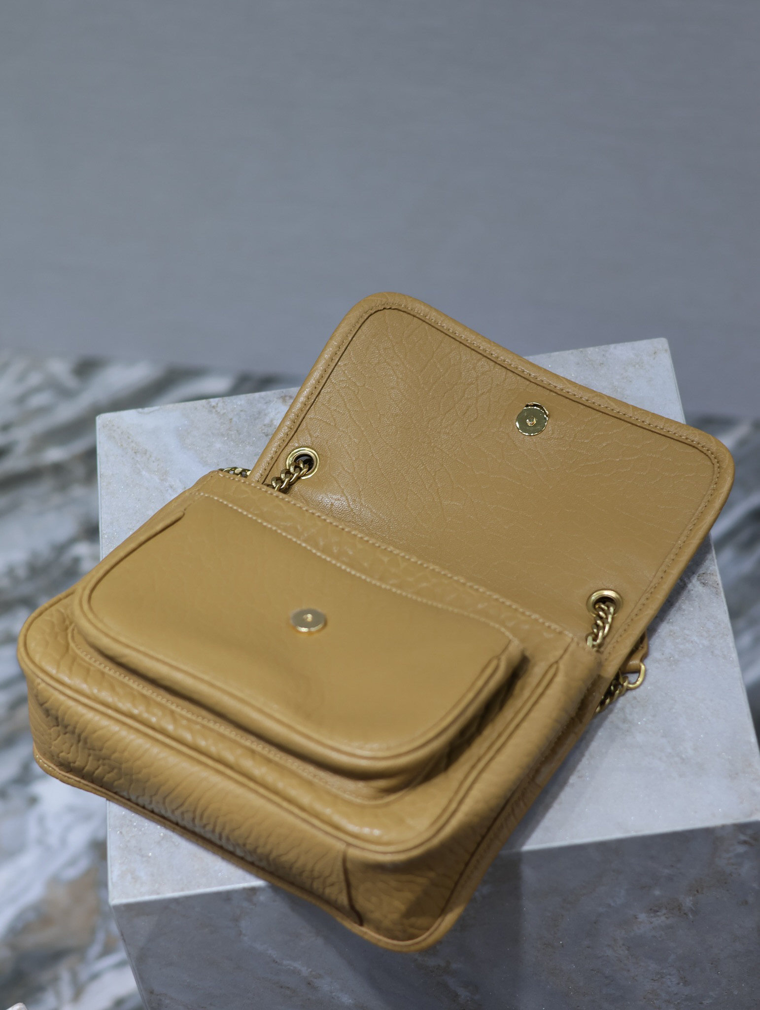 Y*L NIKI BABY IN VINTAGE LEATHER DARK CORK 8.2 X 6 X 2.9 INCHES