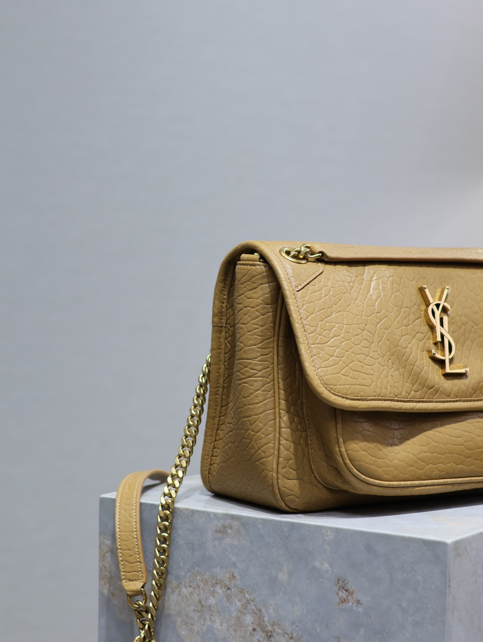 Y*L NIKI MEDIUM IN VINTAGE LEATHER DARK CORK 11 X 7.8 X 3.3 INCHES