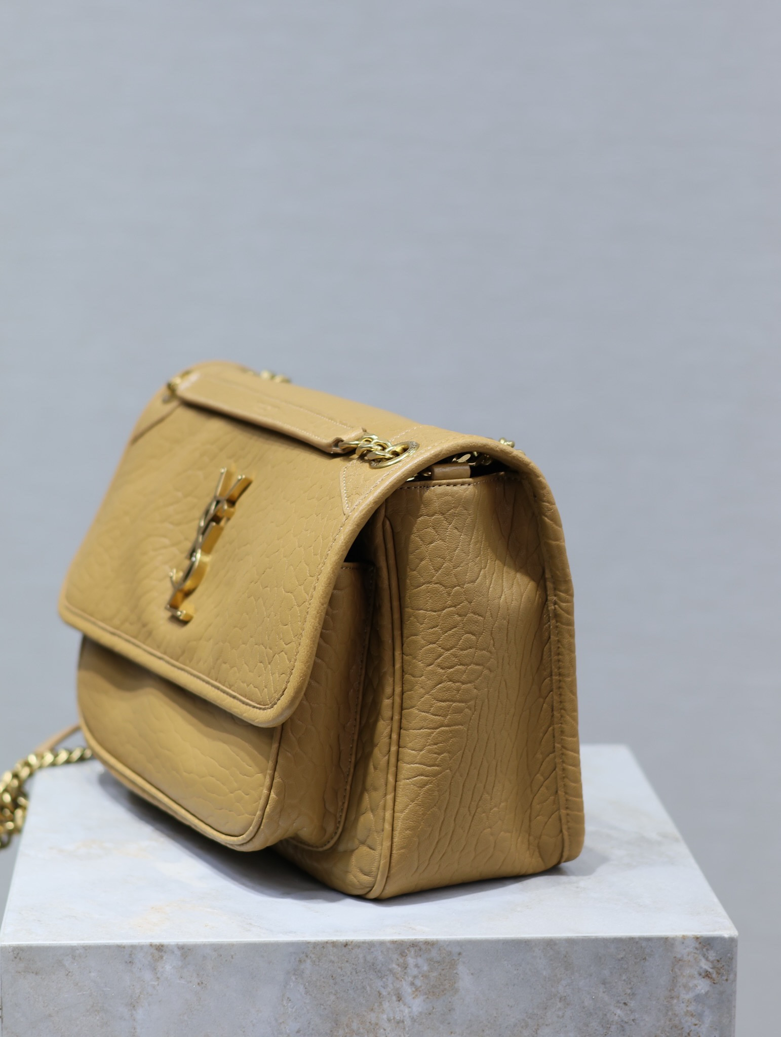 Y*L NIKI MEDIUM IN VINTAGE LEATHER DARK CORK 11 X 7.8 X 3.3 INCHES