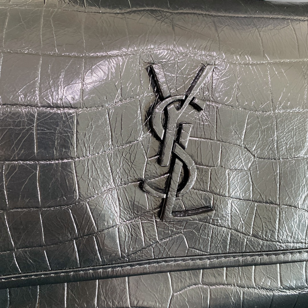 Y*L NIKI MEDIUM IN VINTAGE LEATHER 11 X 7.8 X 3.3 INCHES