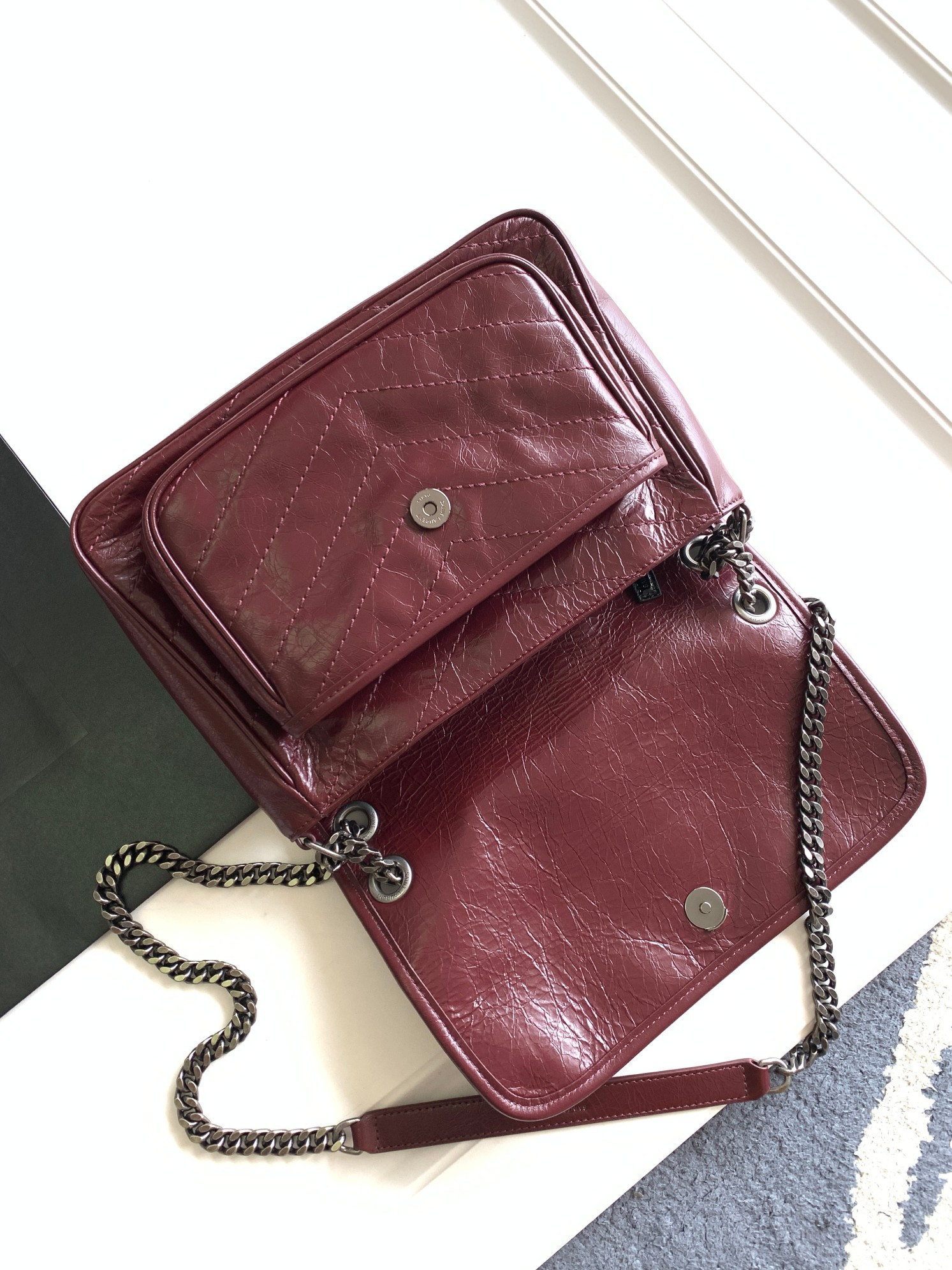 Y*L NIKI MEDIUM IN VINTAGE LEATHER RED 11 X 7.8 X 3.3 INCHES